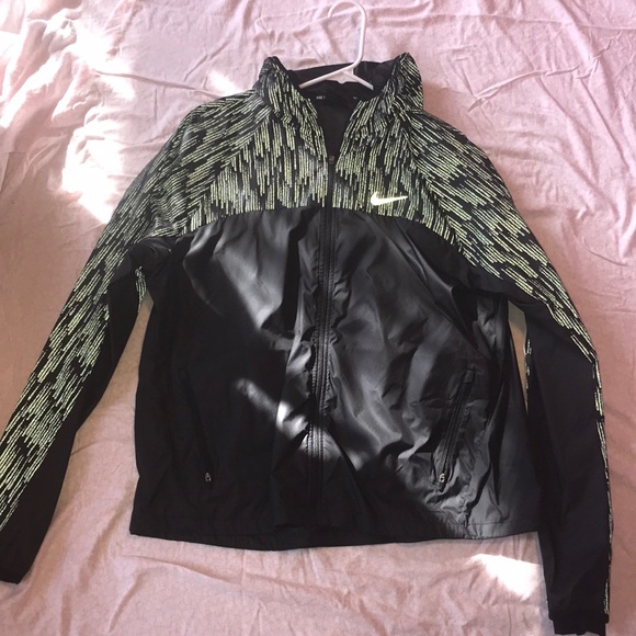 reflective nike jacket